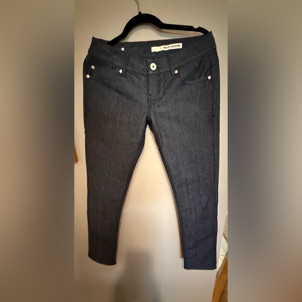 DKNY Black Skinny Jeans — Sleek Slim Fit